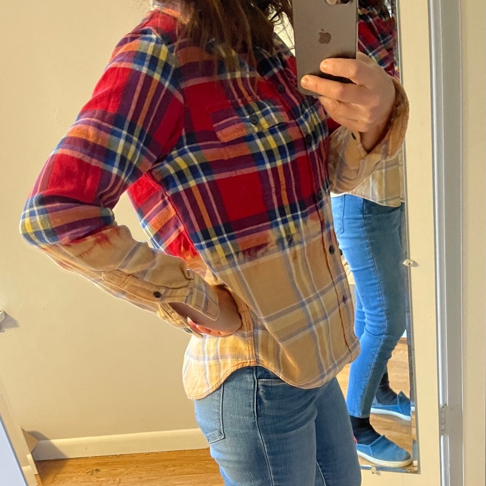 Old Navy bleach distressed flannel, size S/P